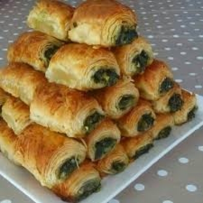 Ispanaklı börek